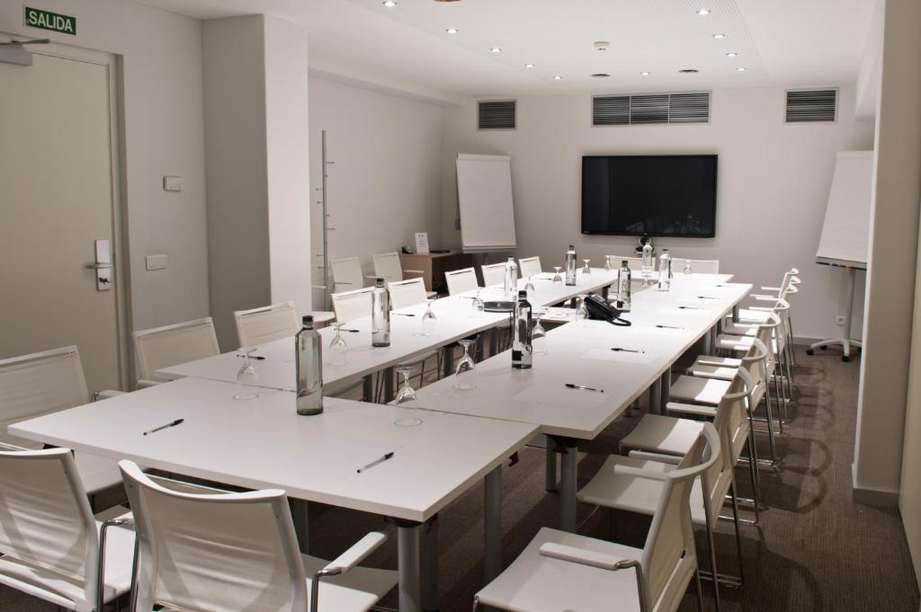 Ibis Budget Lleida Exterior foto