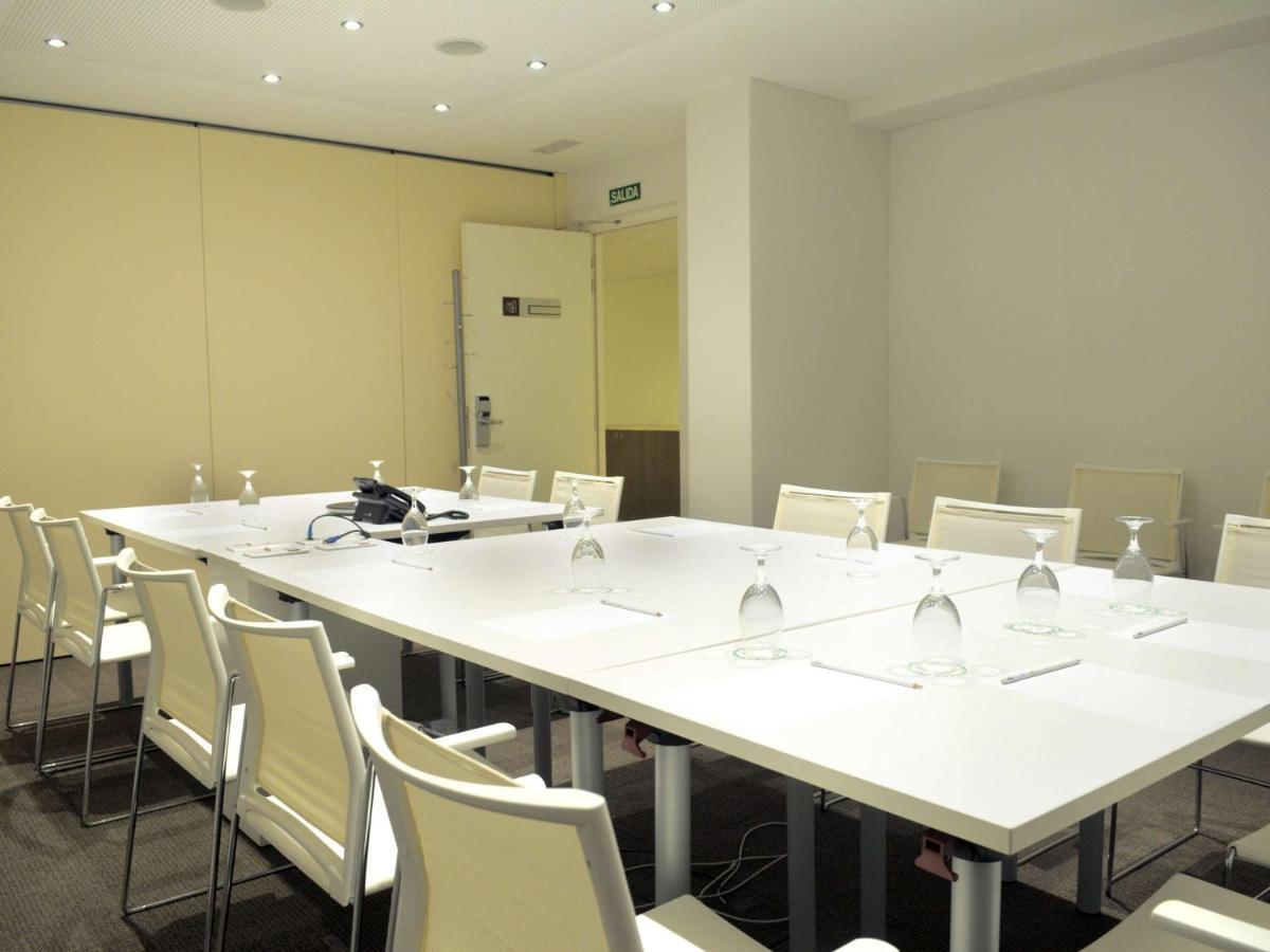Ibis Budget Lleida Exterior foto